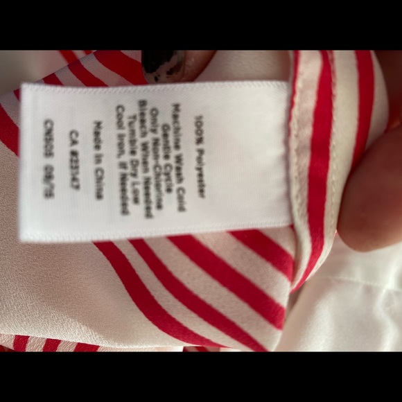 Talbots women’s XL red stripe Poly fake wrap top - Picture 9 of 10